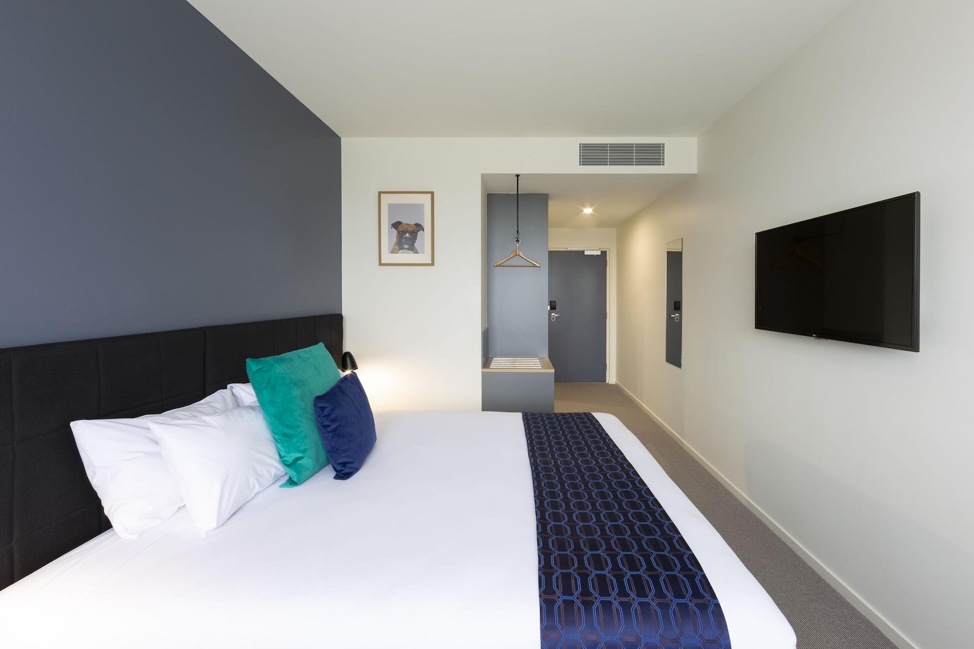 Mantra Macarthur Hotel Canberra Exterior foto
