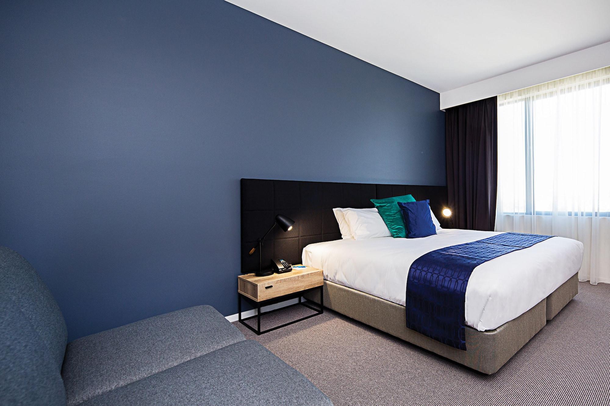 Mantra Macarthur Hotel Canberra Exterior foto