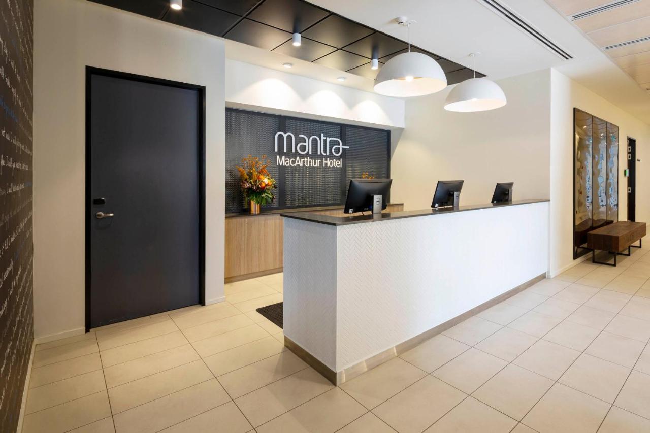 Mantra Macarthur Hotel Canberra Exterior foto